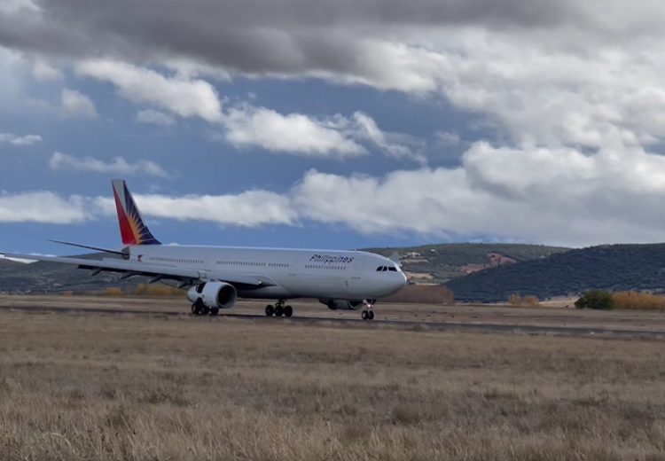 Este A330-300 llegó el viernes desde CHR para aparcar durante unos meses en CQM